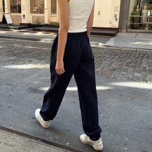 Brandy Melville Rosa Sweatpants